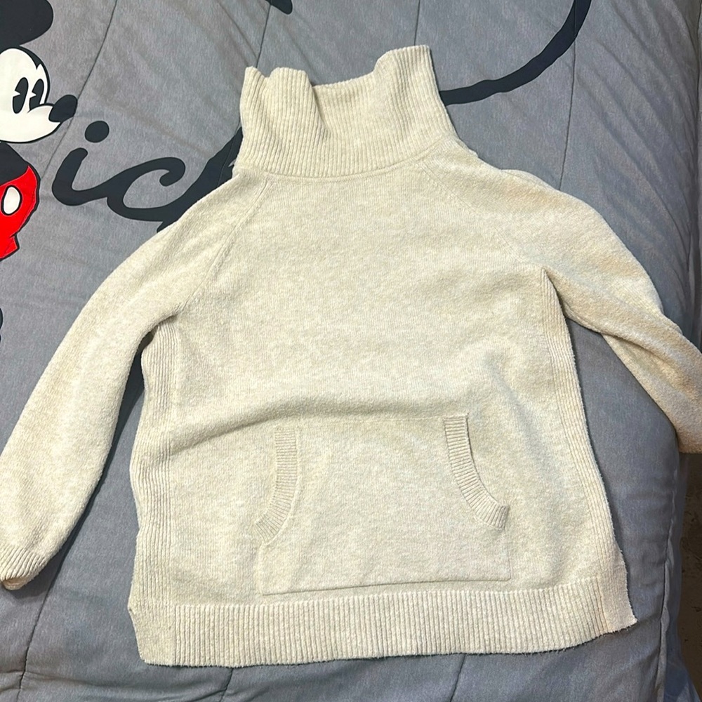 LOFT Cream Turtleneck Sweater, Size M